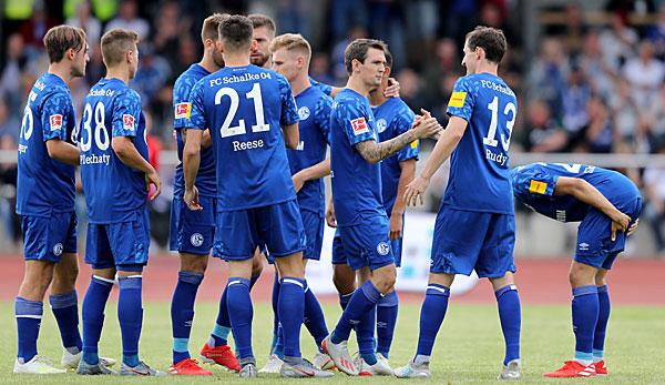 Bundesliga: Tests: Schalke plays away 2:0 against amateur club