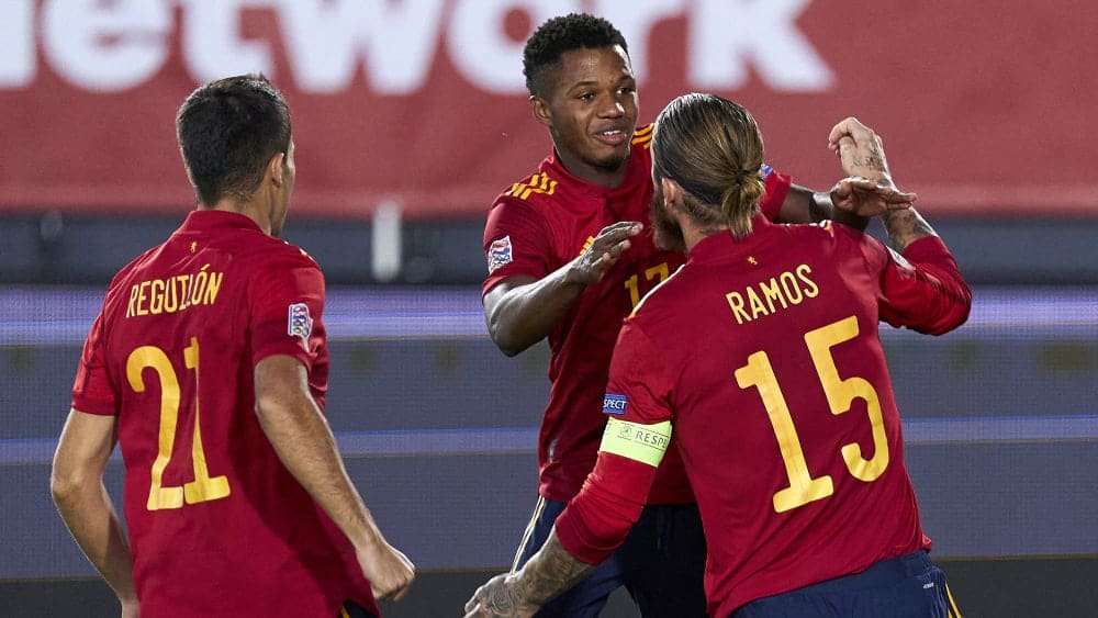 Ramos meets twice - Ansu Fati for the history books - Soccer Score